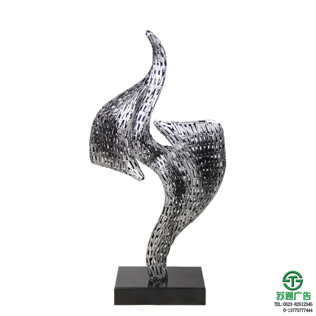 现代铁艺雕塑生产厂家选择苏通广告 0523-82512345